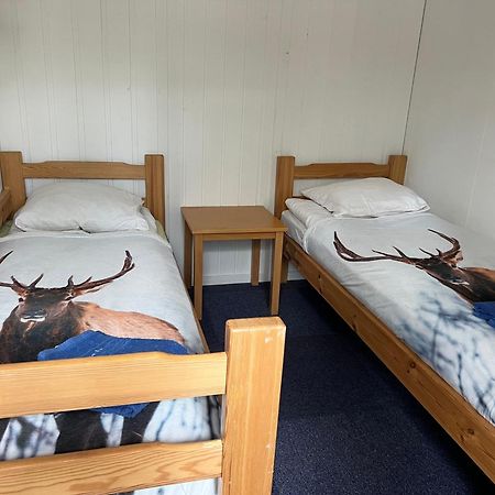 Rena Hostel Einara ภายนอก รูปภาพ